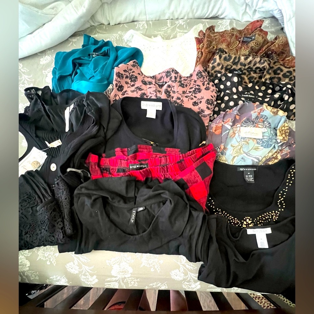 BUNDLE Women's Clothing Collection- tops from QVC , Kohl’s & TjMaxx